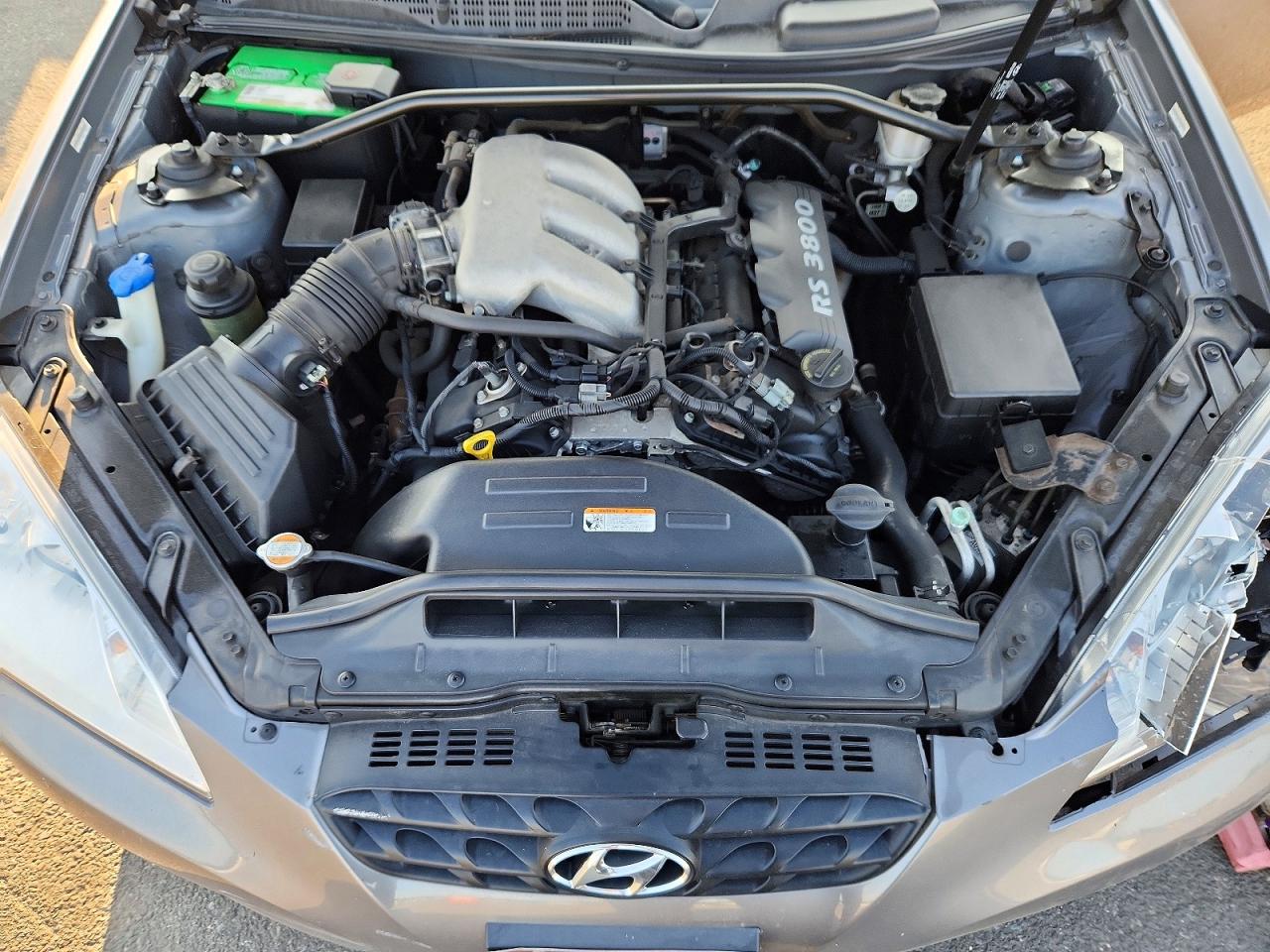 2010 HYUNDAI GENESIS