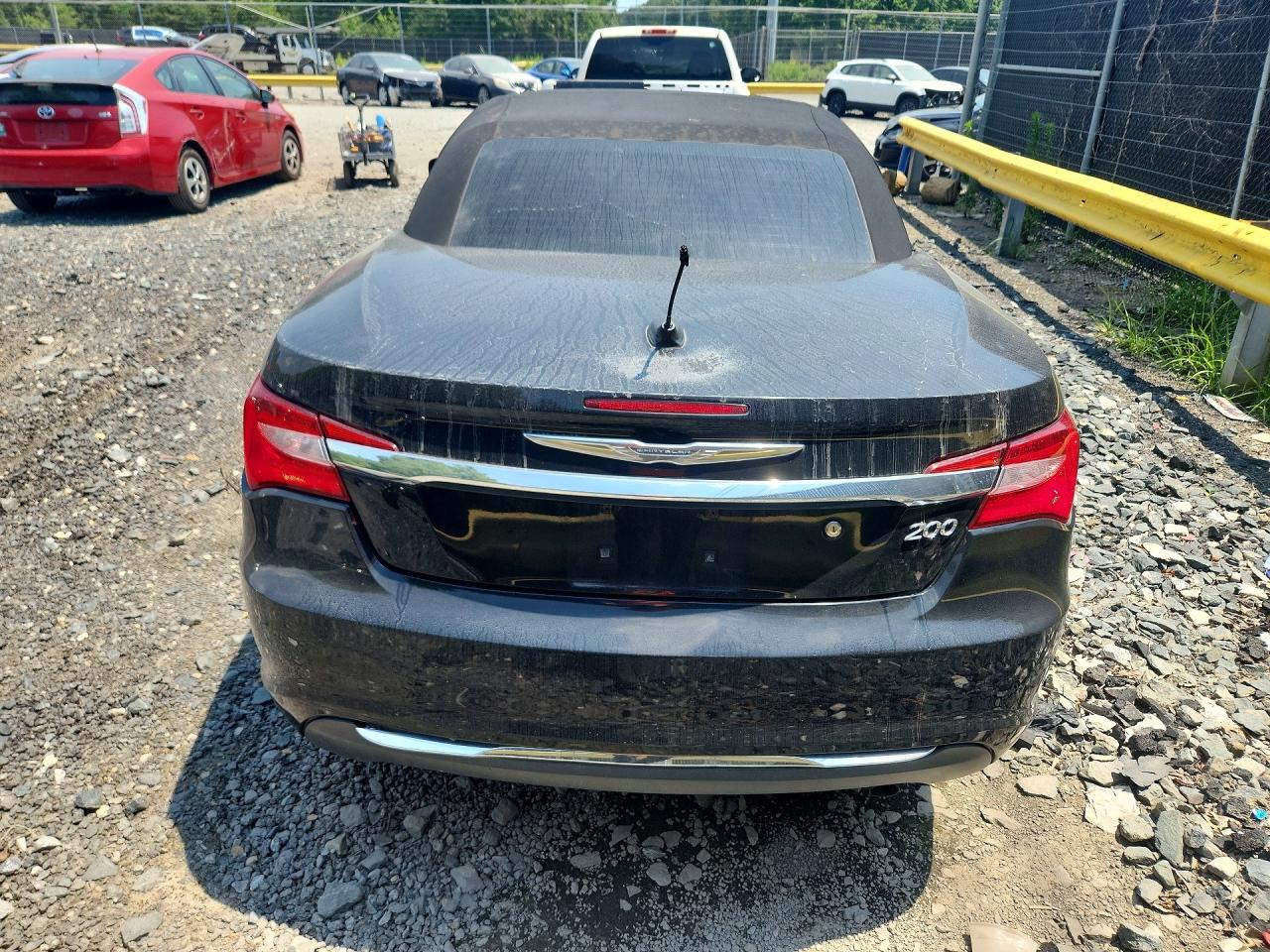 2012 CHRYSLER 200