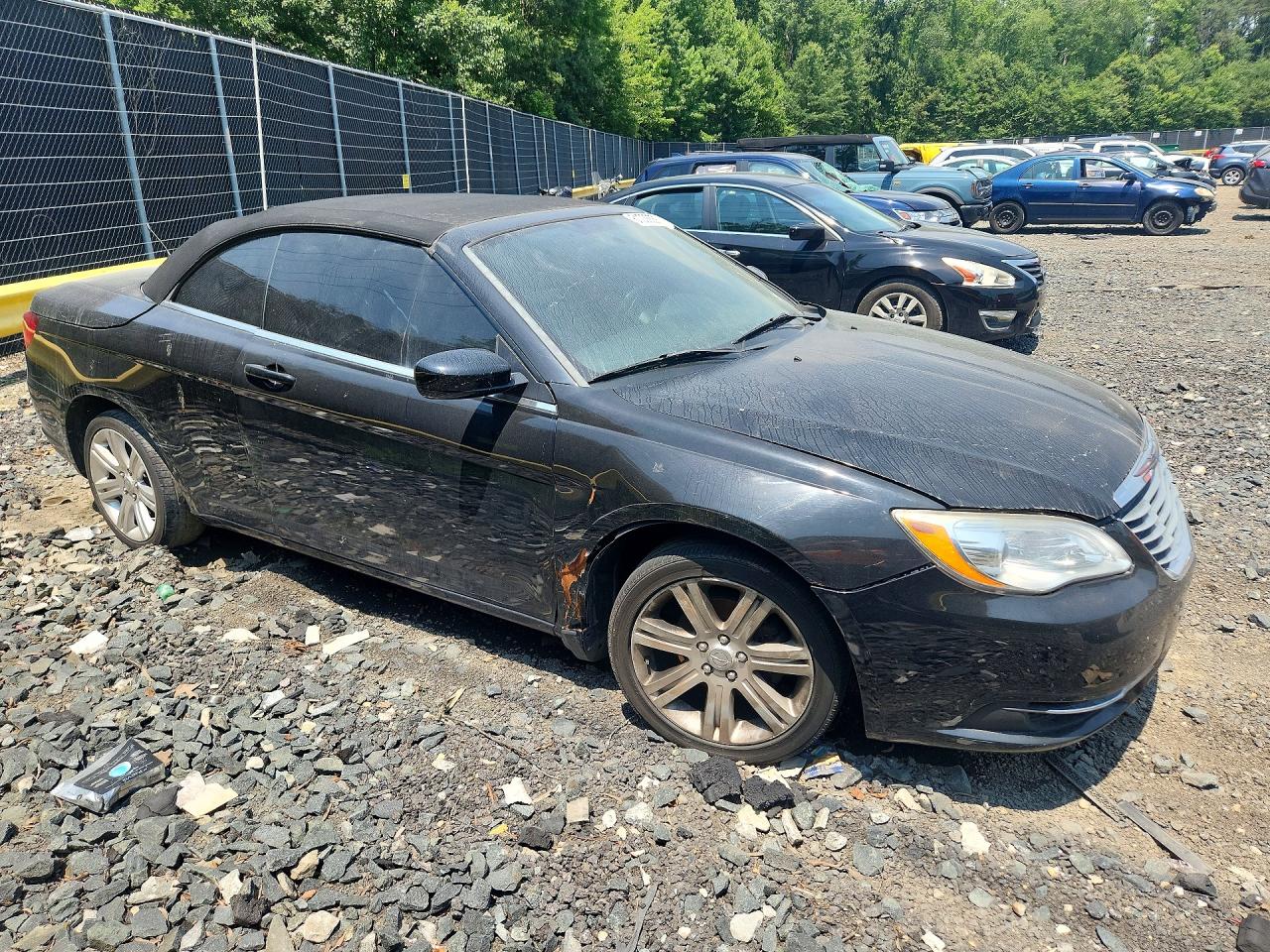 2012 CHRYSLER 200