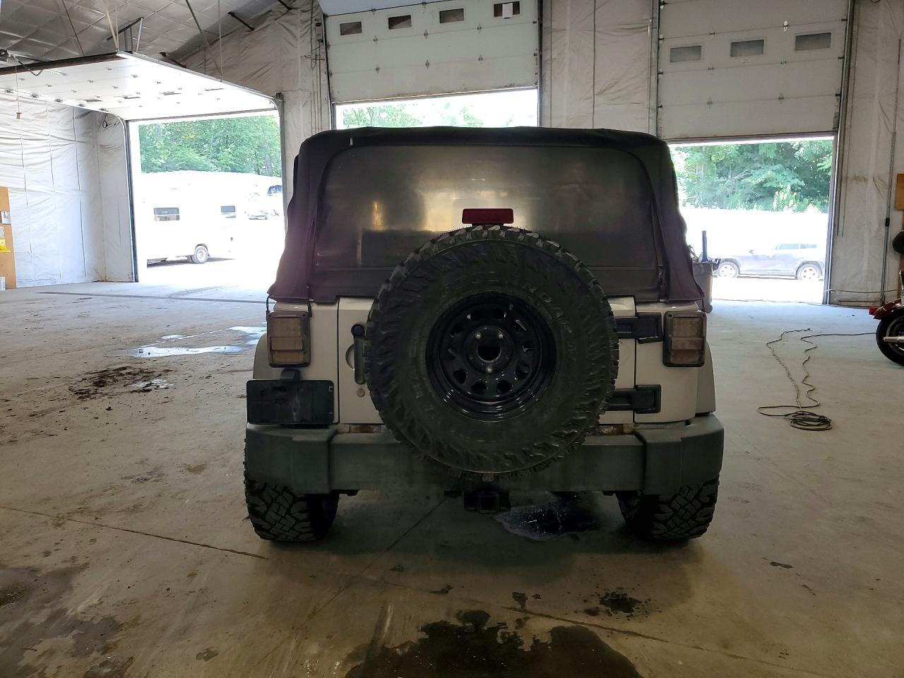 2011 JEEP WRANGLER