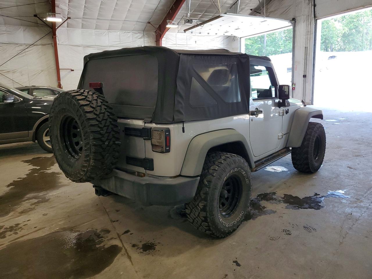 2011 JEEP WRANGLER