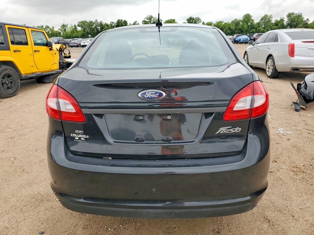 2013 FORD FIESTA