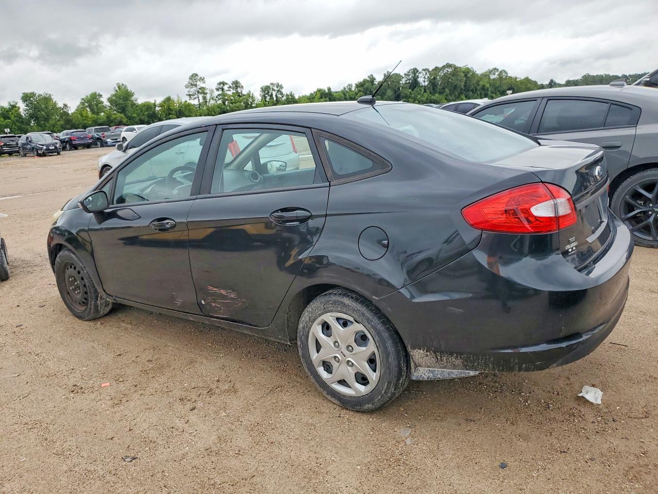 2013 FORD FIESTA