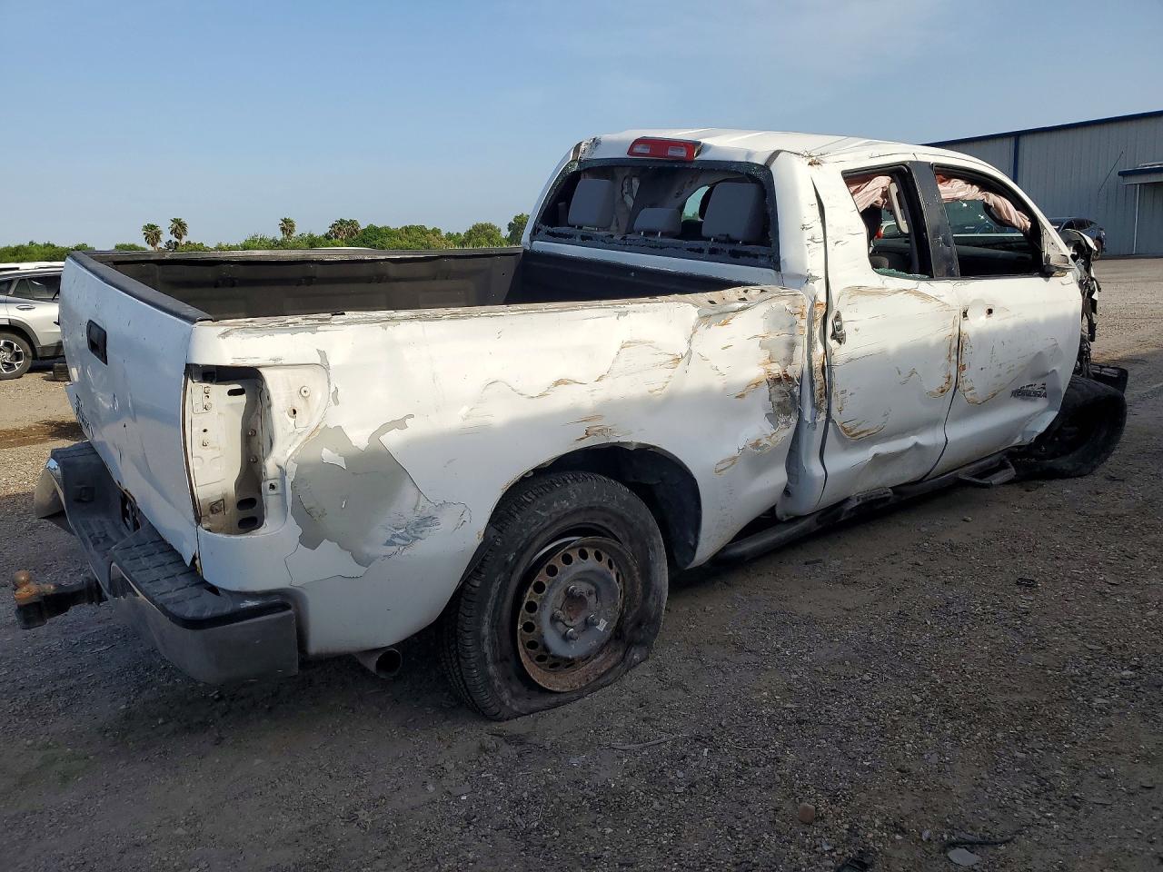 2011 TOYOTA TUNDRA