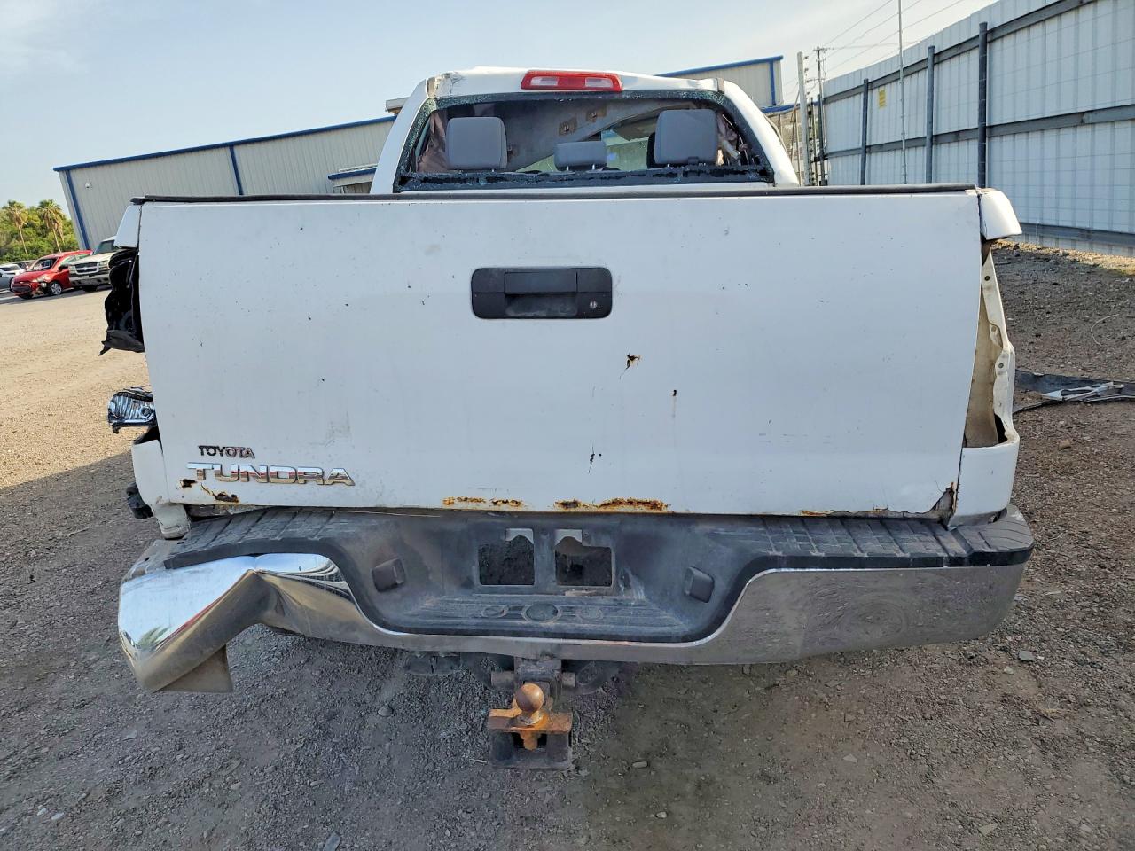 2011 TOYOTA TUNDRA
