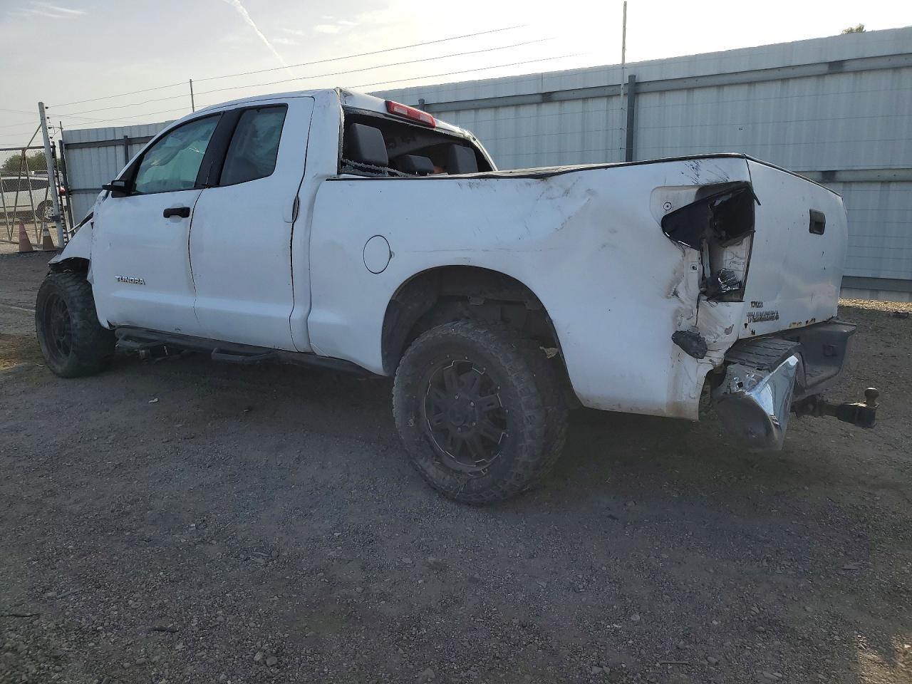 2011 TOYOTA TUNDRA