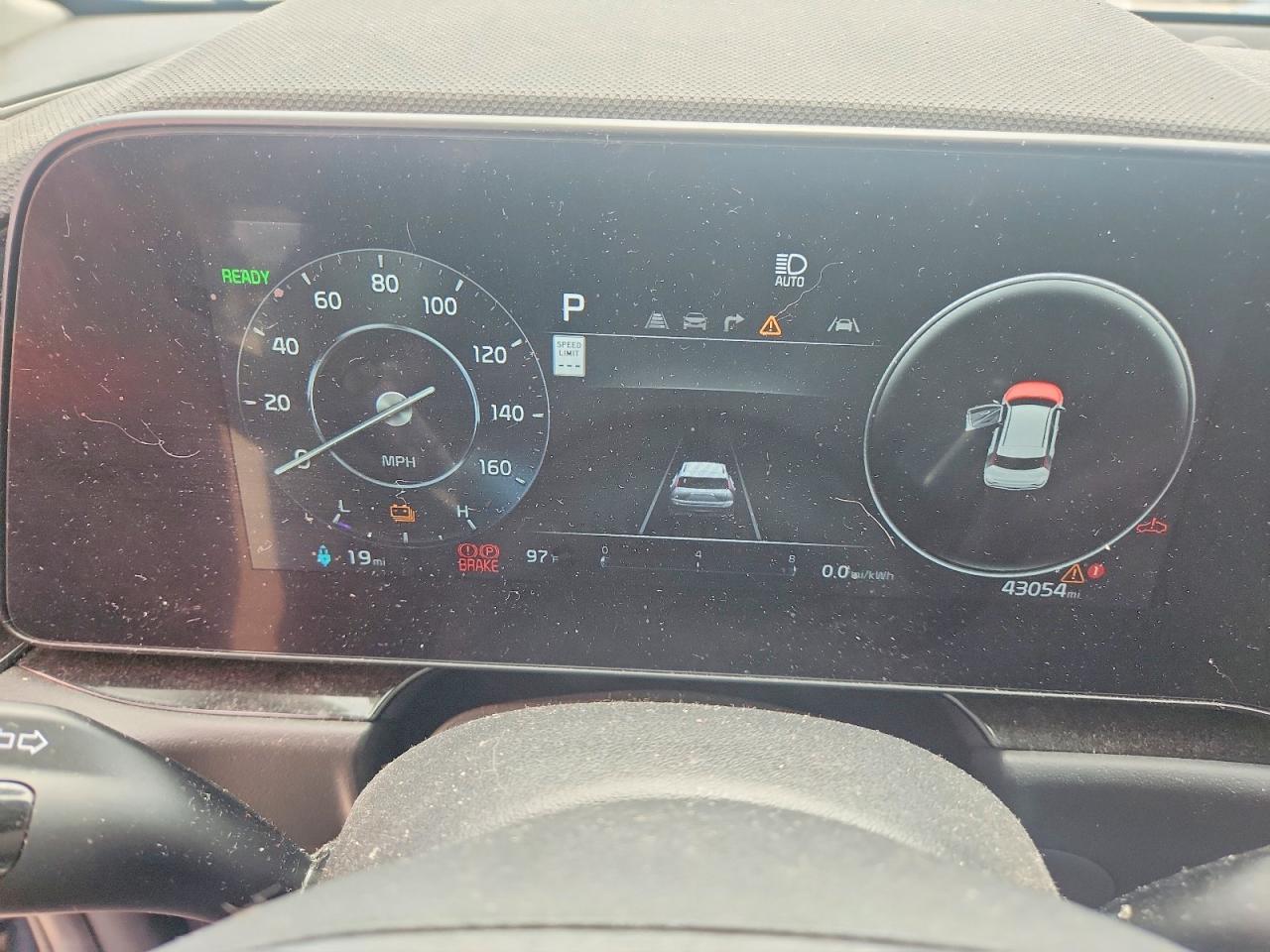 2023 KIA NIRO