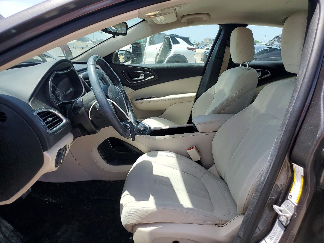 2015 CHRYSLER 200