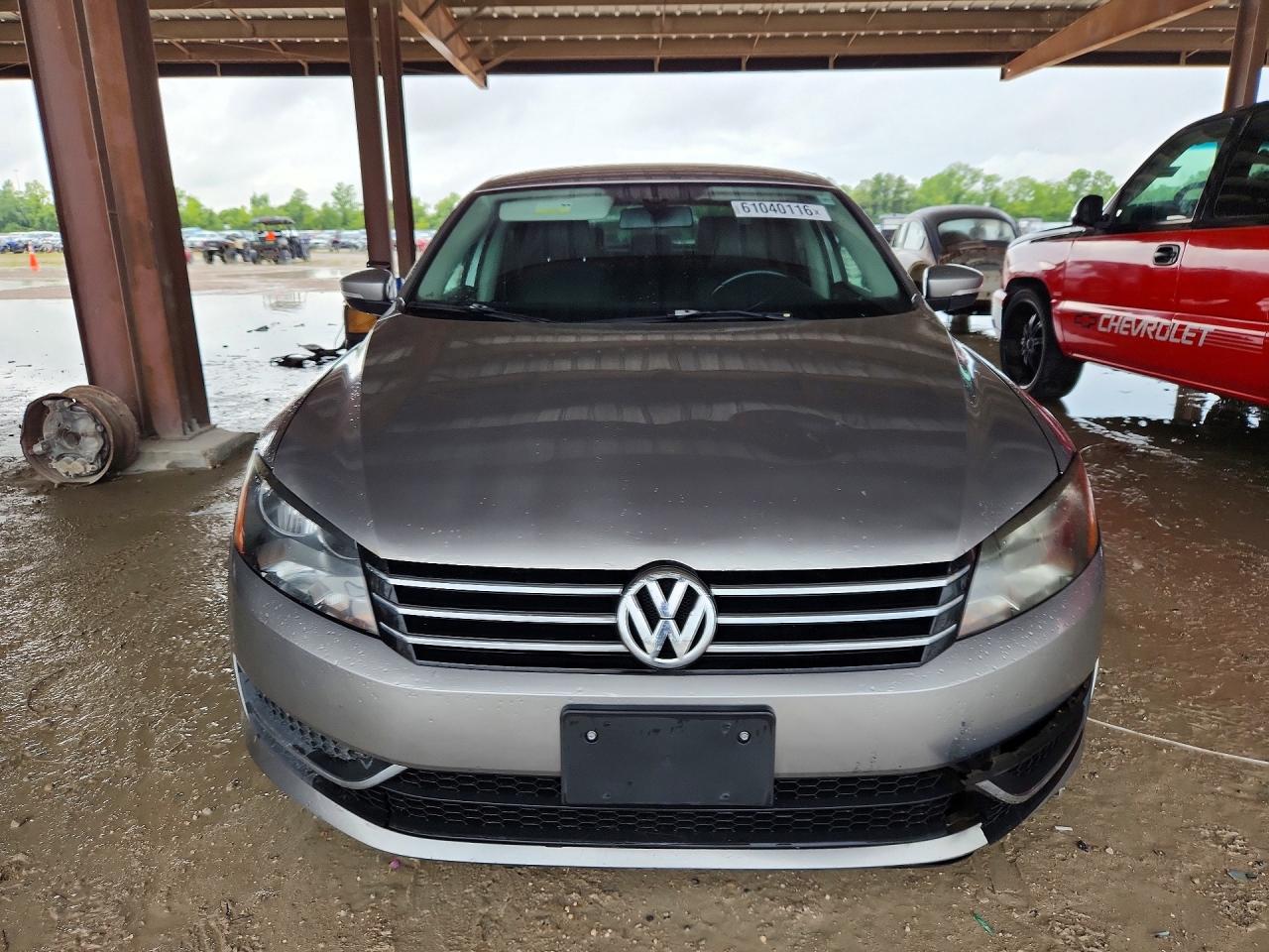 2014 VOLKSWAGEN PASSAT