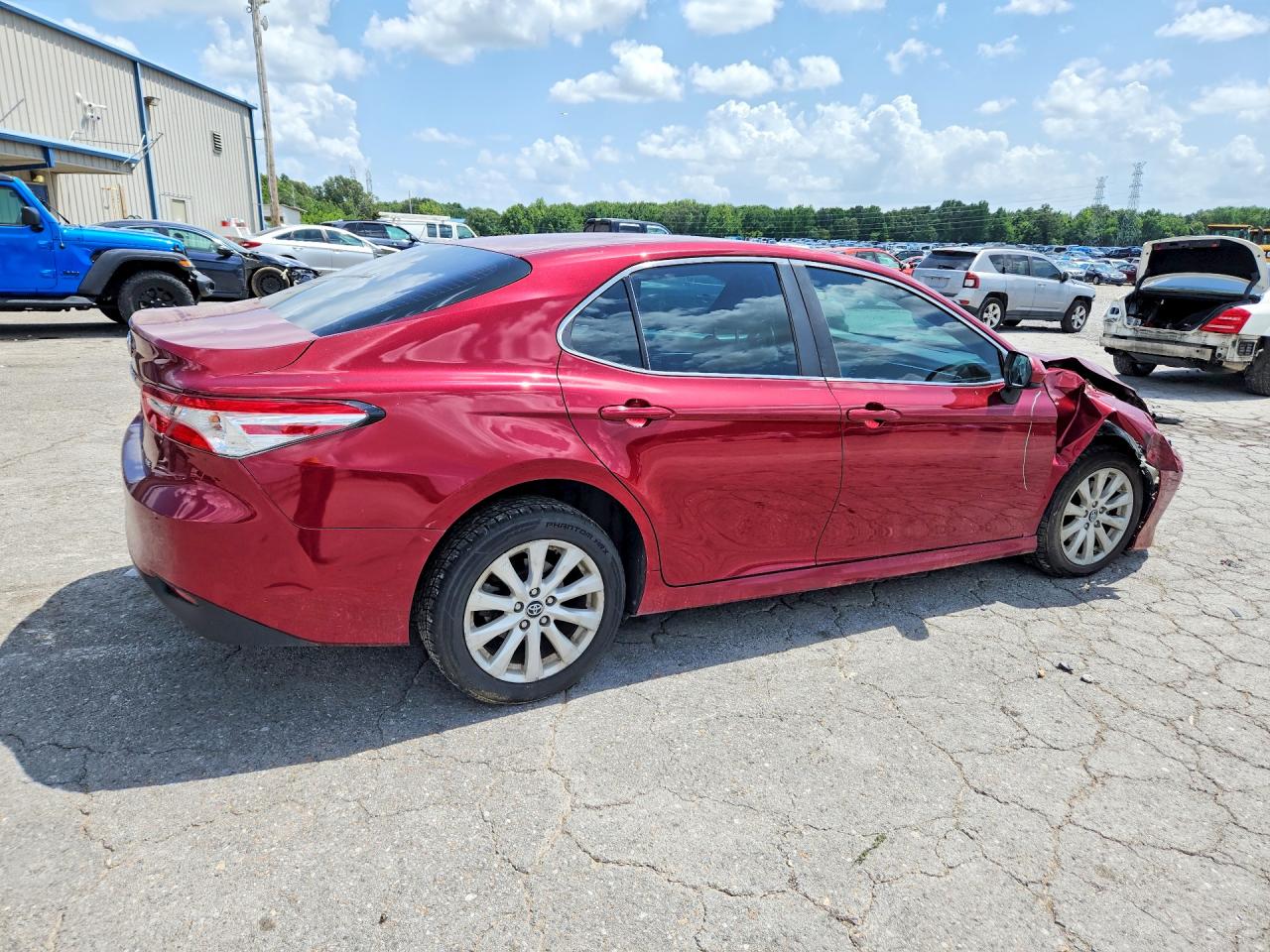 2018 TOYOTA CAMRY
