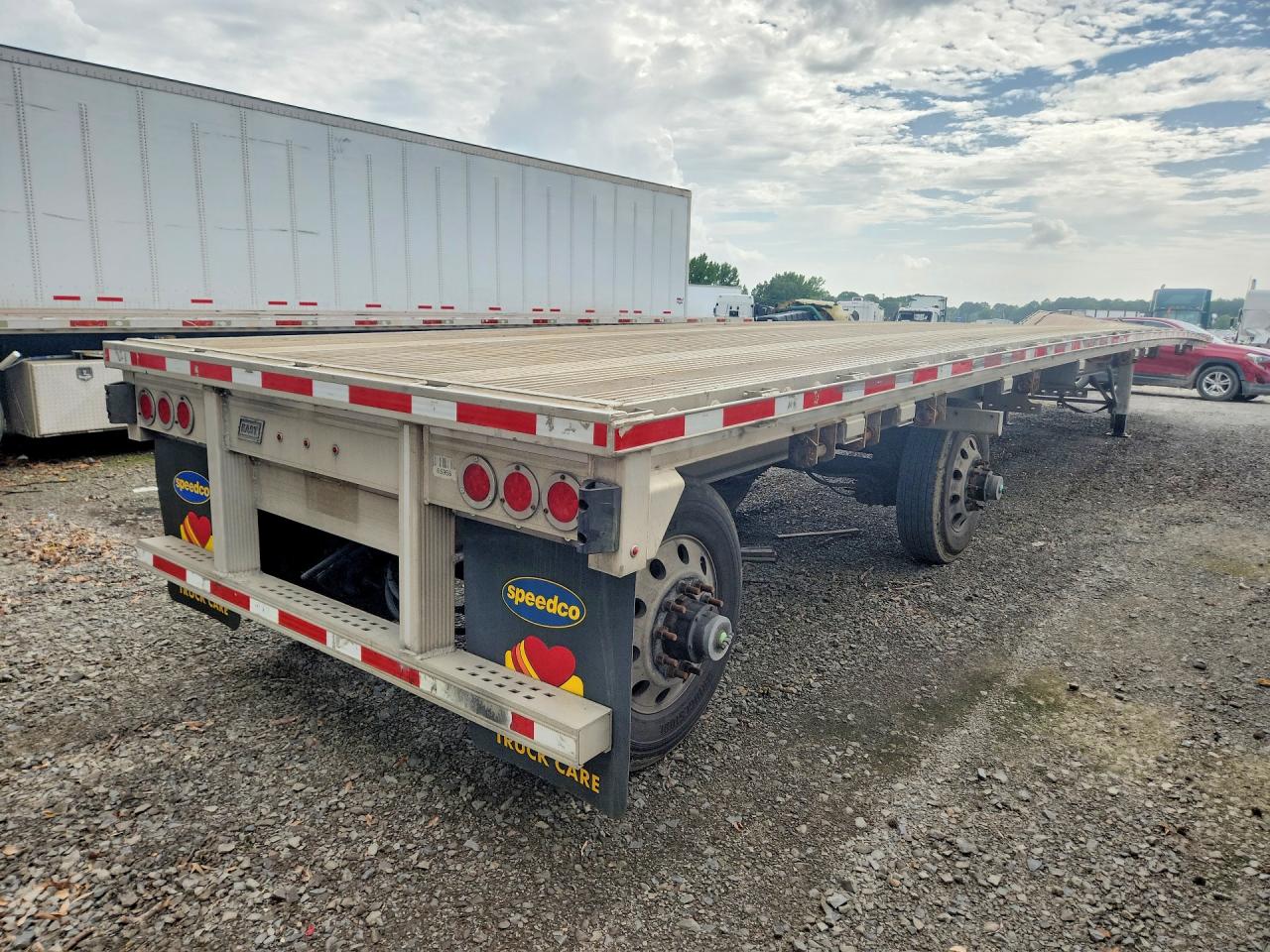 2019 EAST MANUFACTURING 