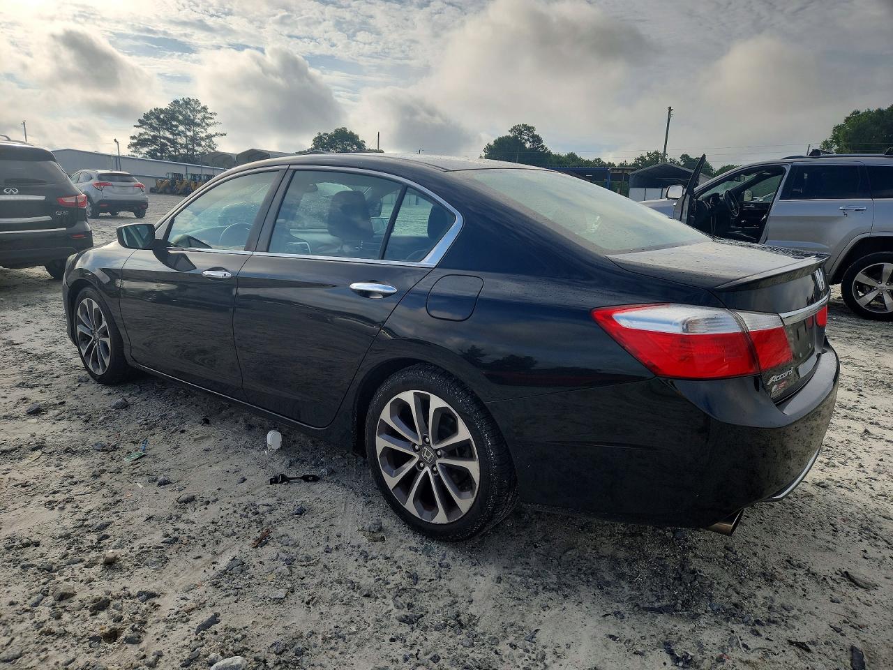 2015 HONDA ACCORD