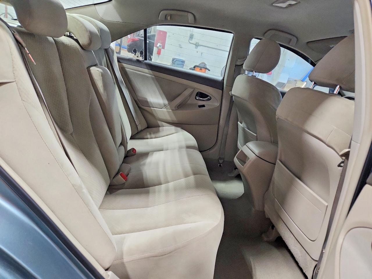 2009 TOYOTA CAMRY