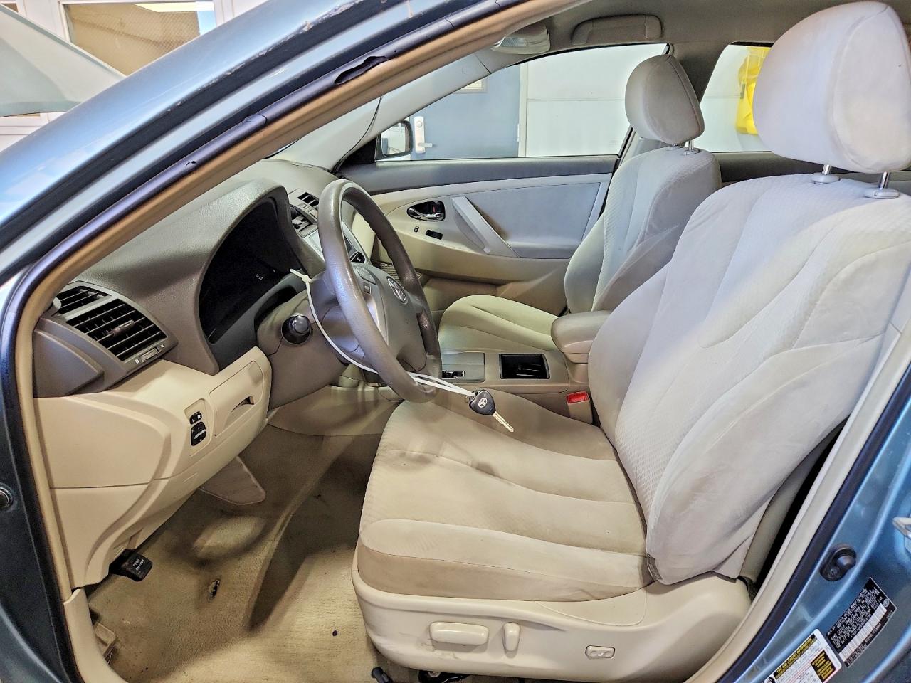 2009 TOYOTA CAMRY