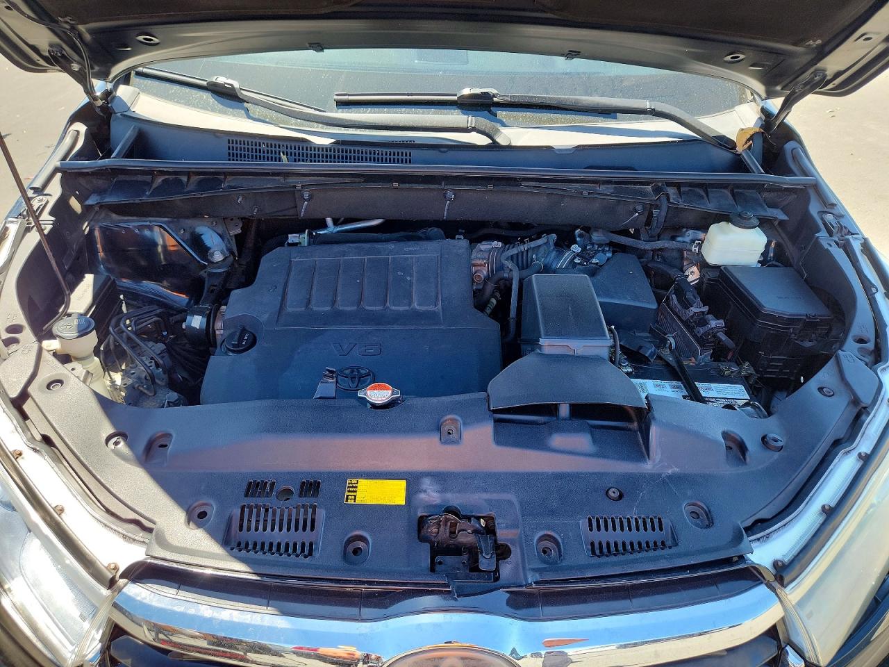 2016 TOYOTA HIGHLANDER