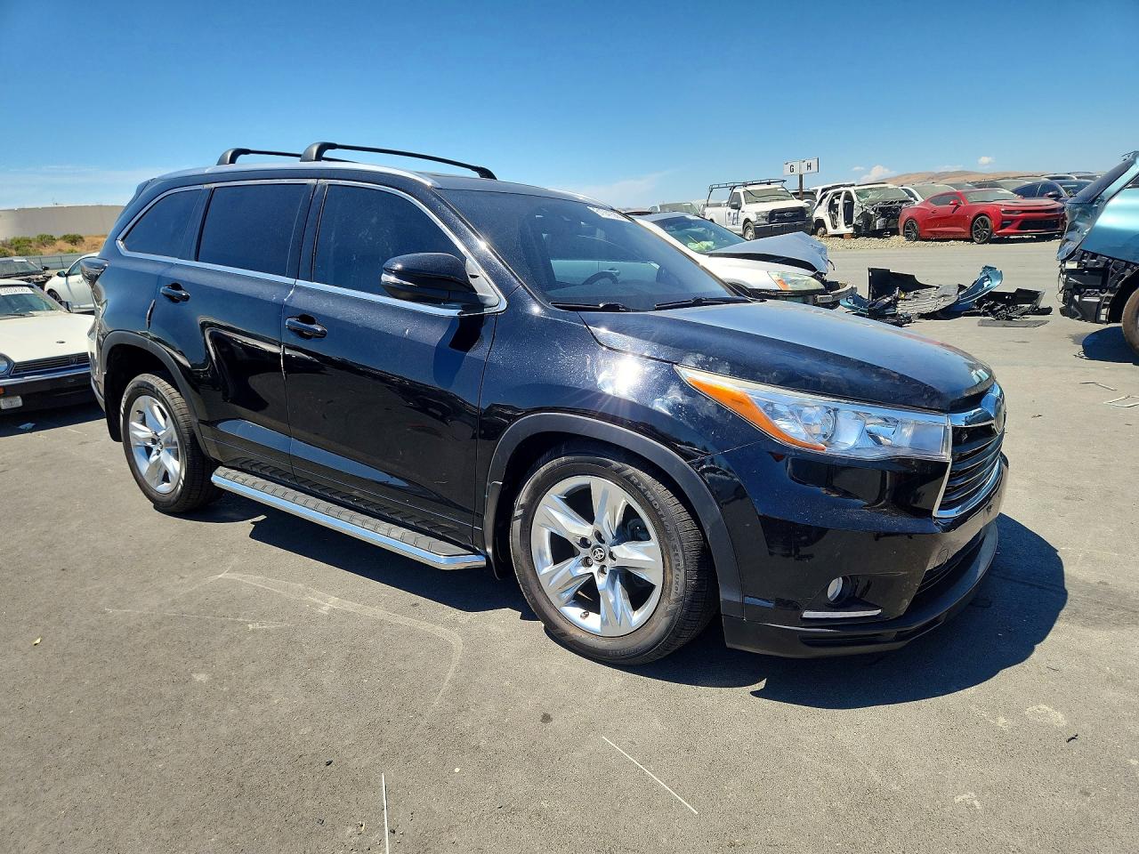2016 TOYOTA HIGHLANDER