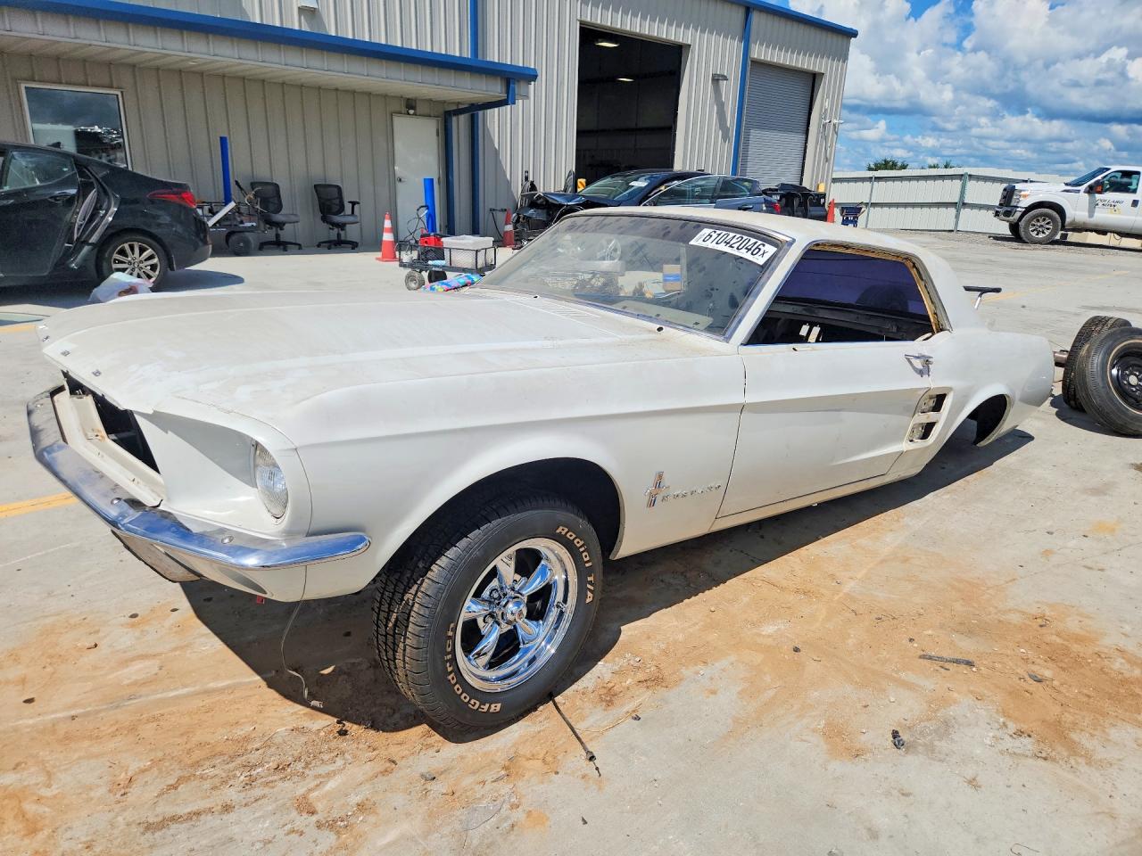 1967 FORD MUSTANG