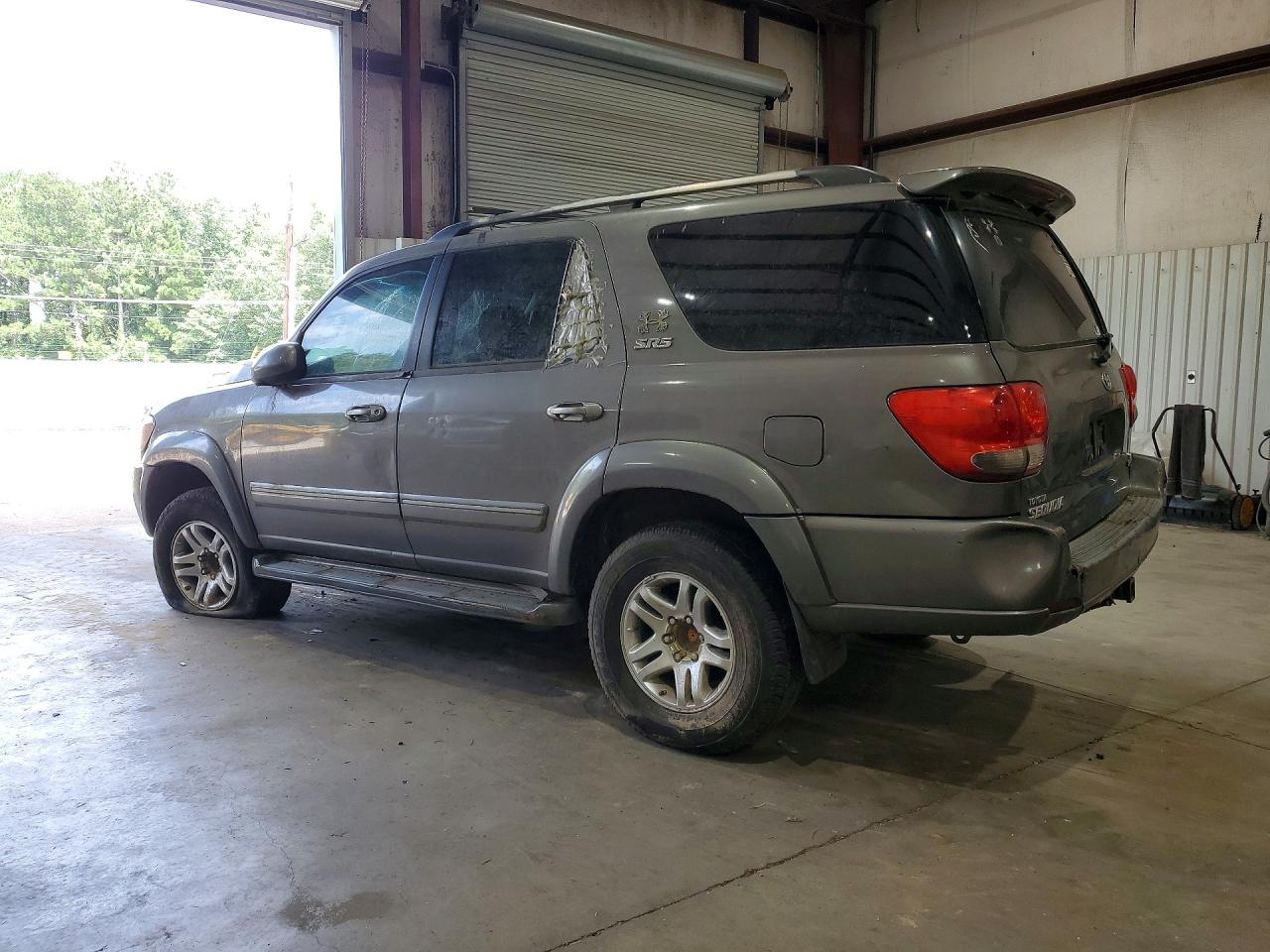2005 TOYOTA SEQUOIA