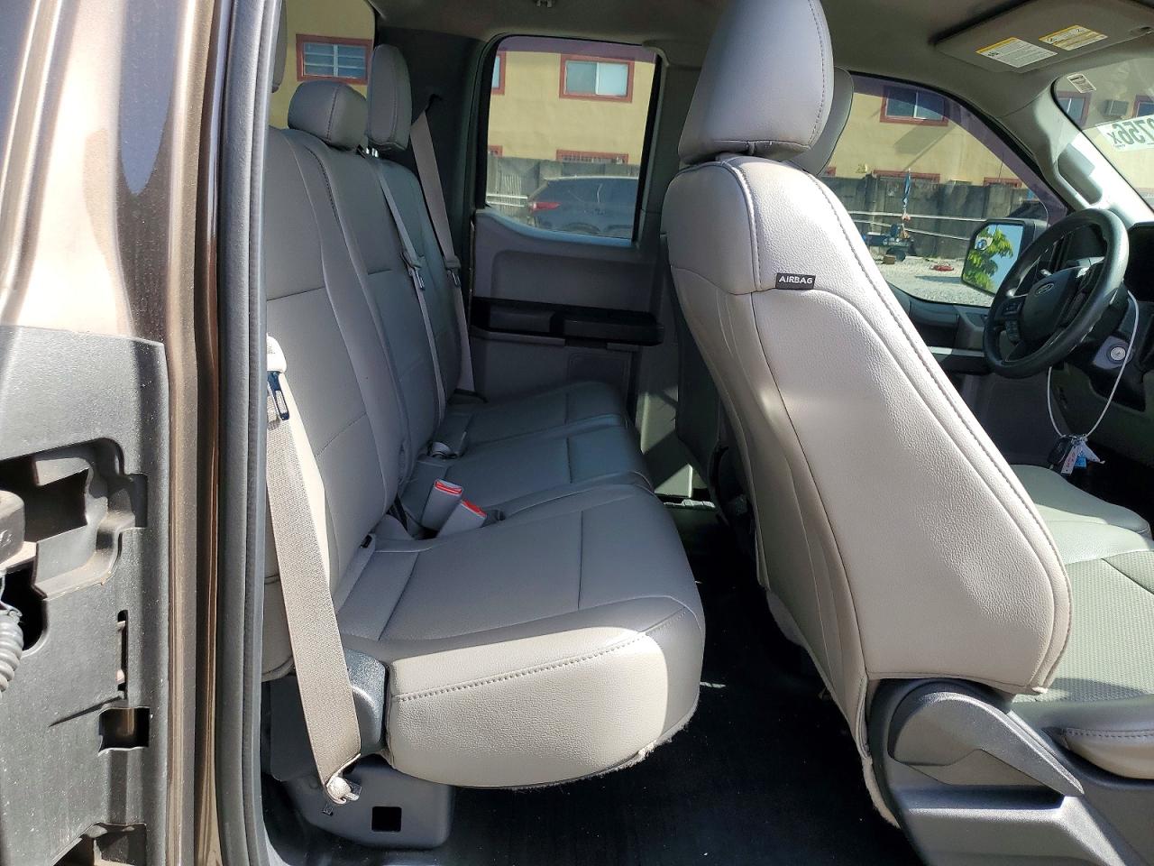 2016 FORD F150