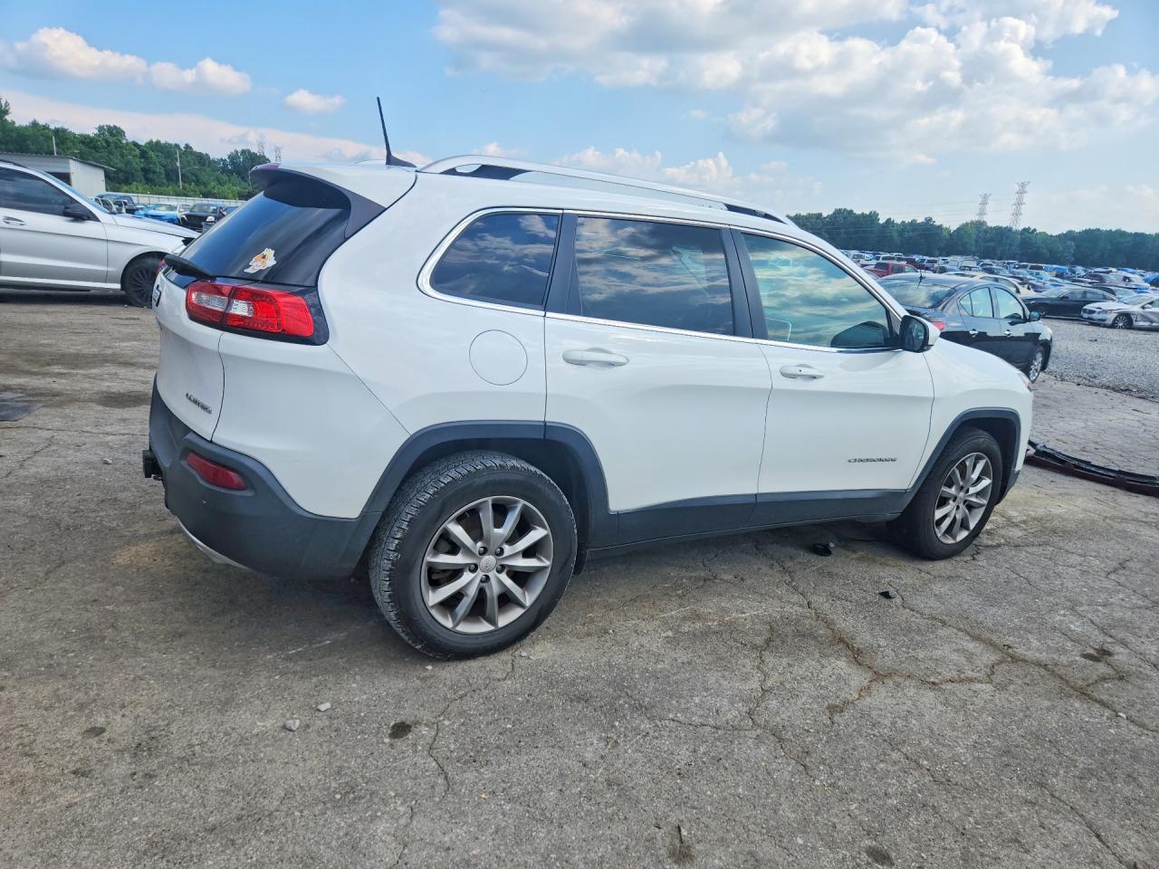 2018 JEEP CHEROKEE
