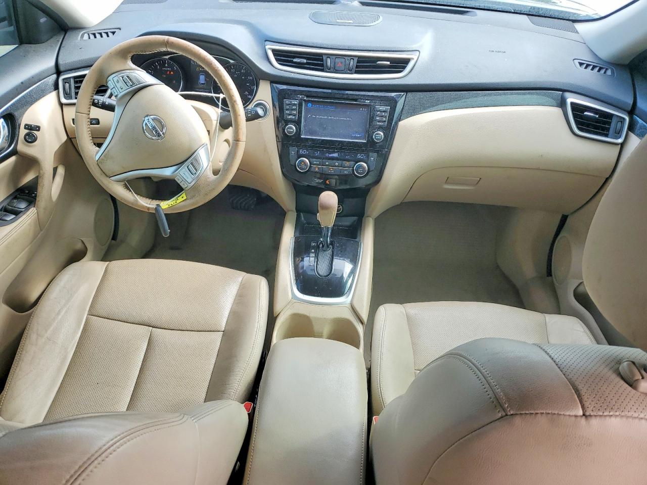 2015 NISSAN ROGUE