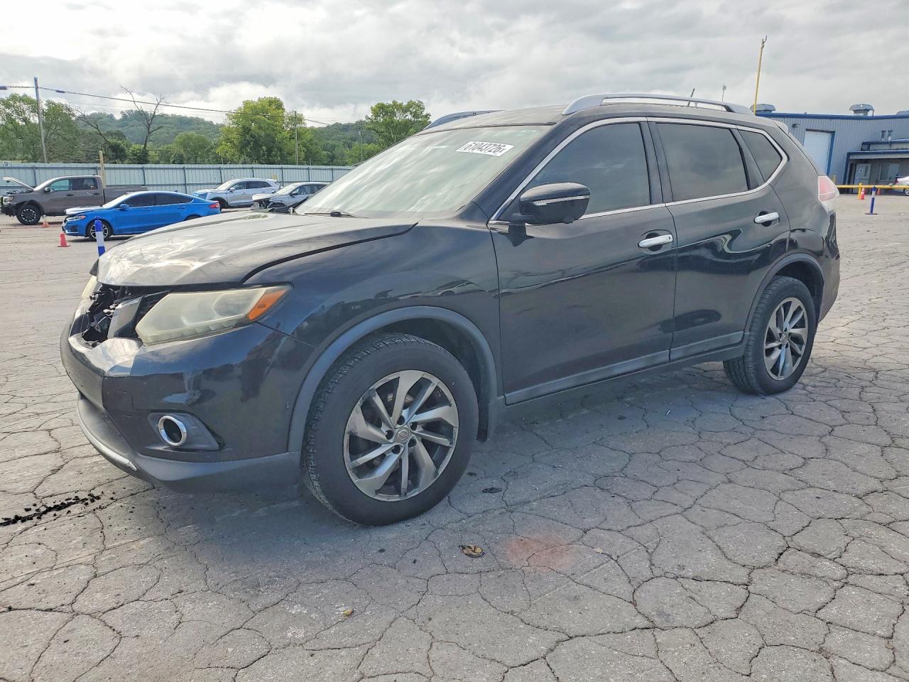 2015 NISSAN ROGUE
