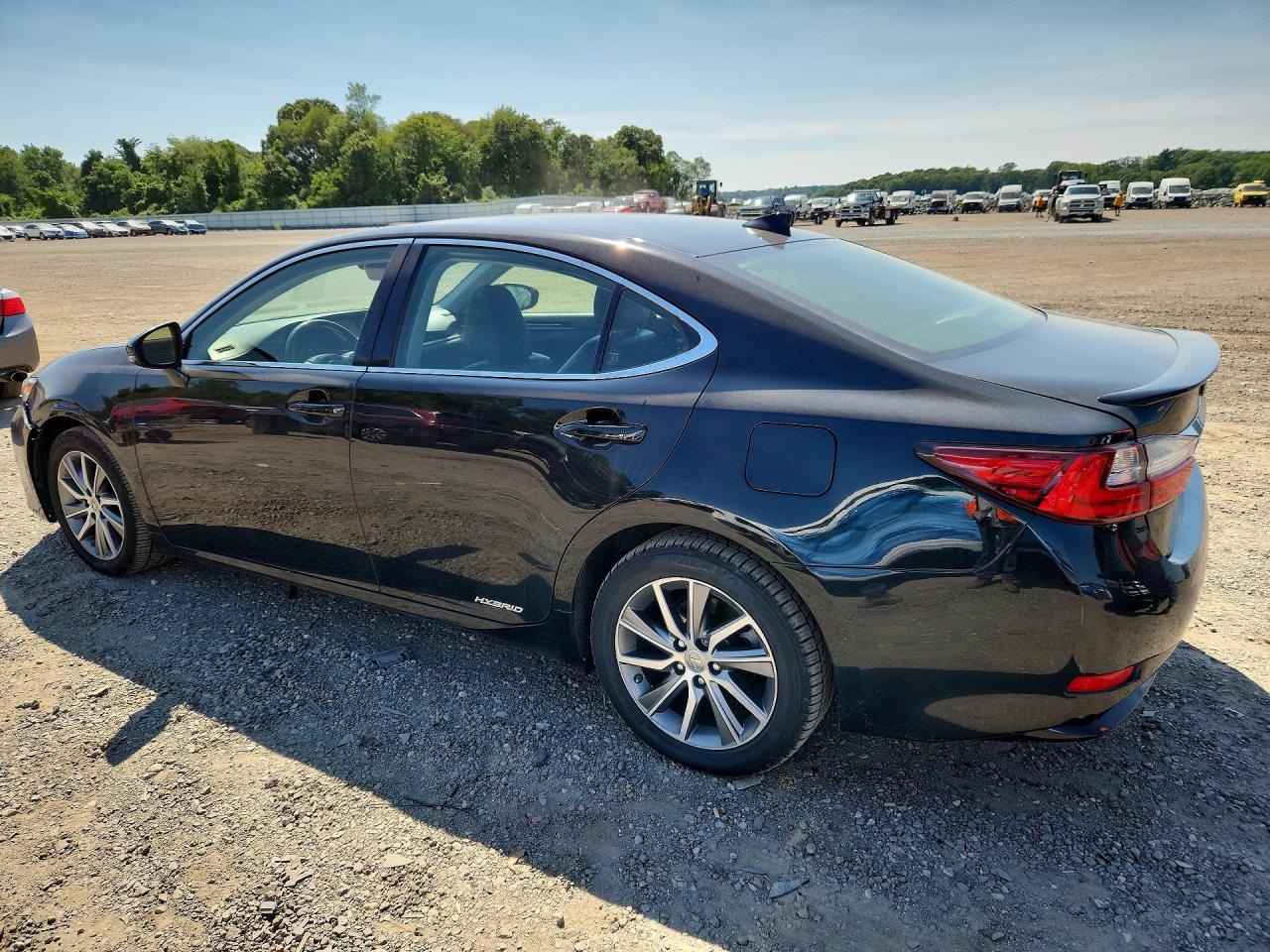 2016 LEXUS ES300