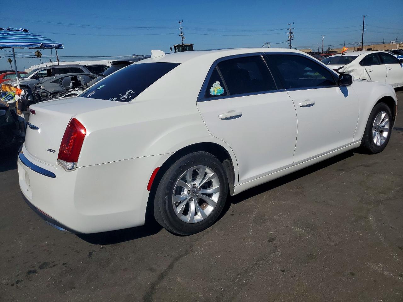 2015 CHRYSLER 300