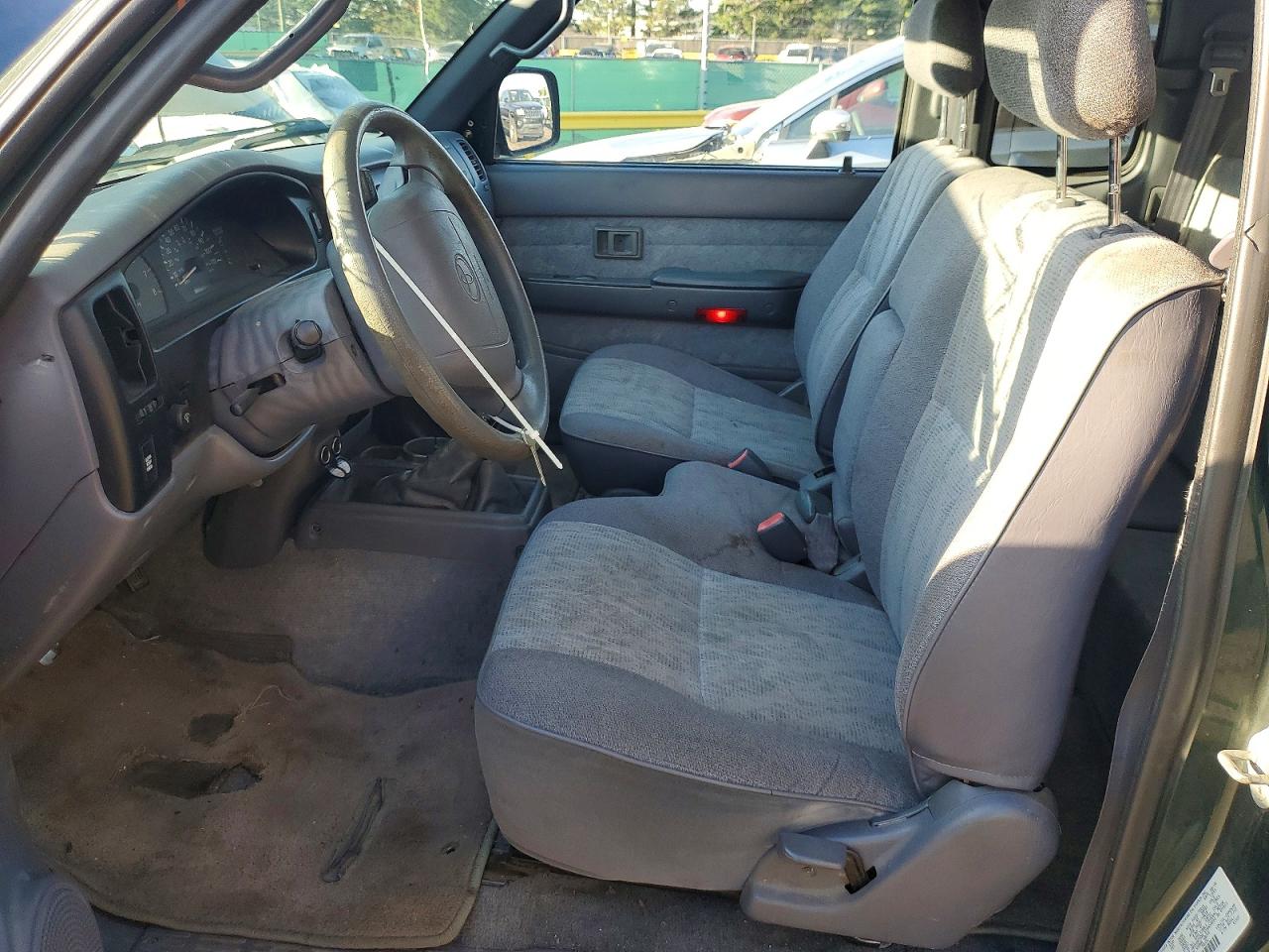 2000 TOYOTA TACOMA