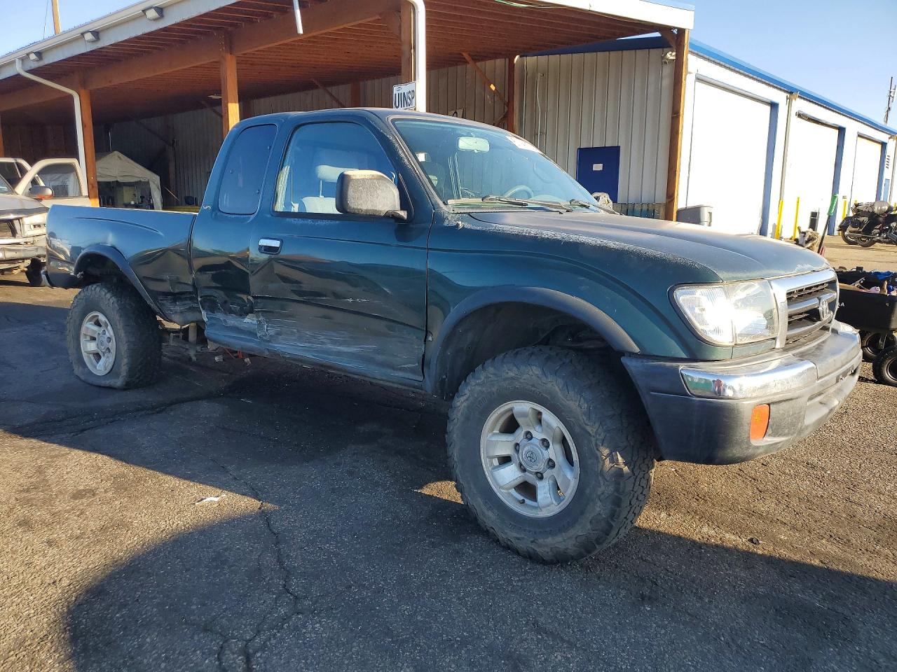 2000 TOYOTA TACOMA