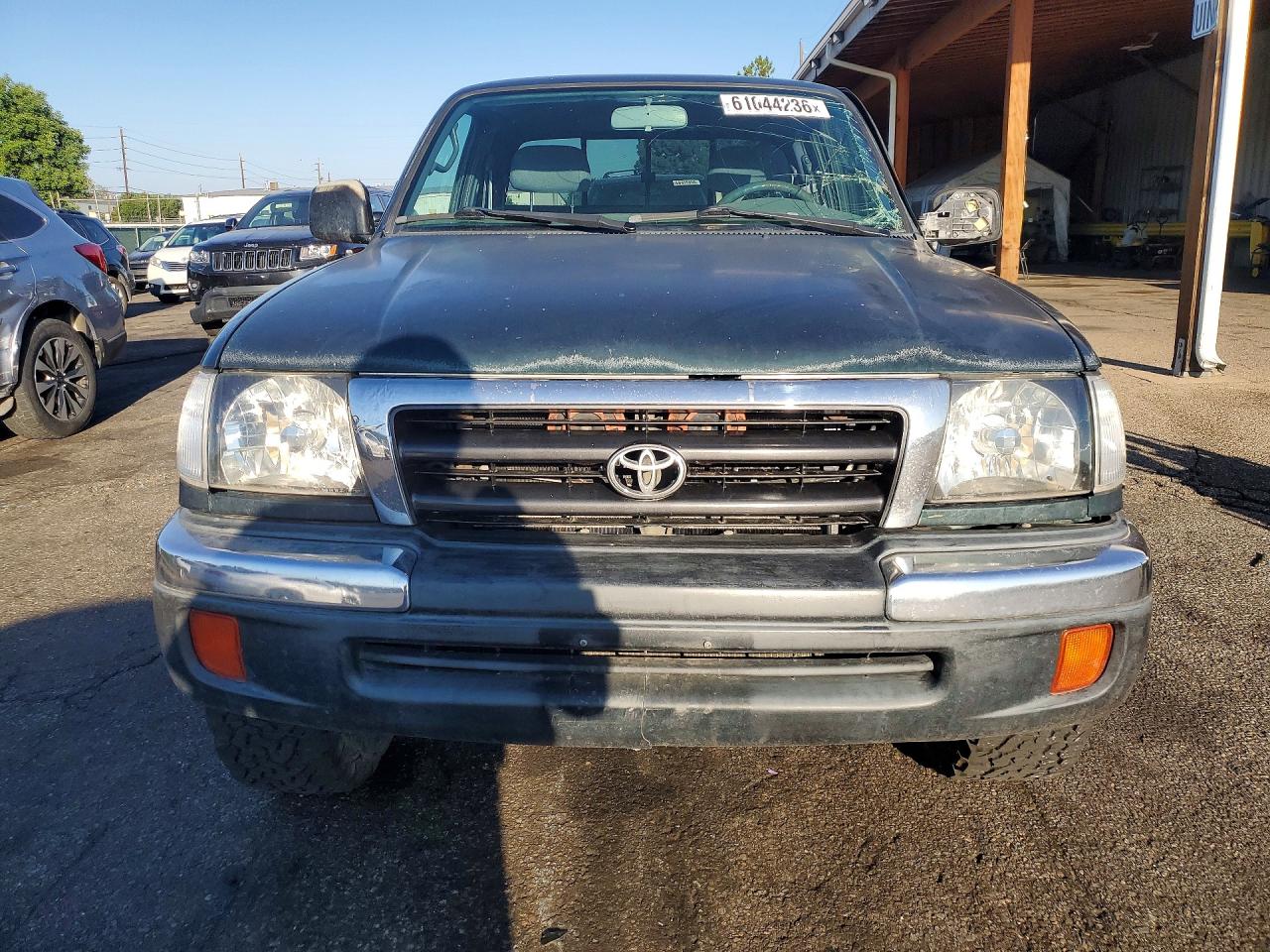 2000 TOYOTA TACOMA