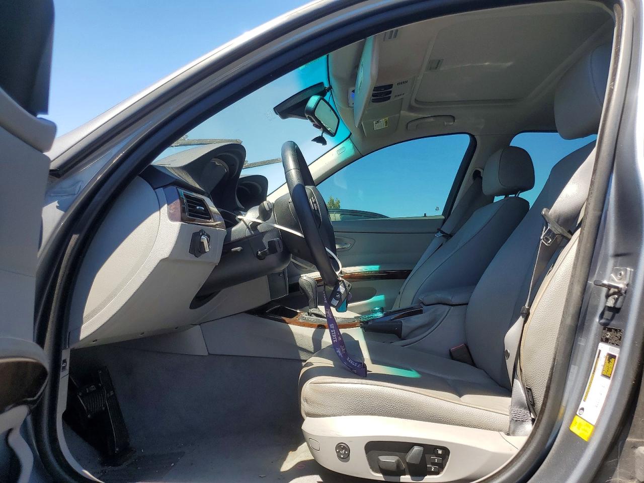 2010 BMW 3 SERIES