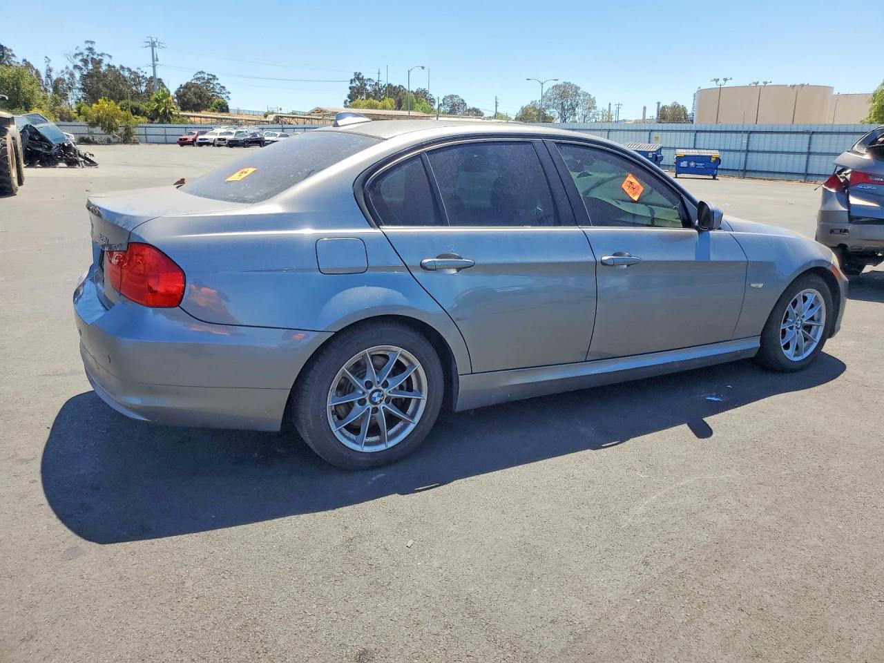 2010 BMW 3 SERIES