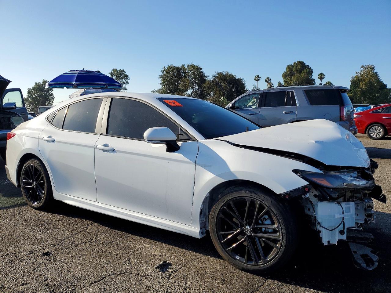 2025 TOYOTA CAMRY