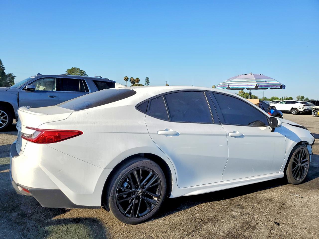 2025 TOYOTA CAMRY