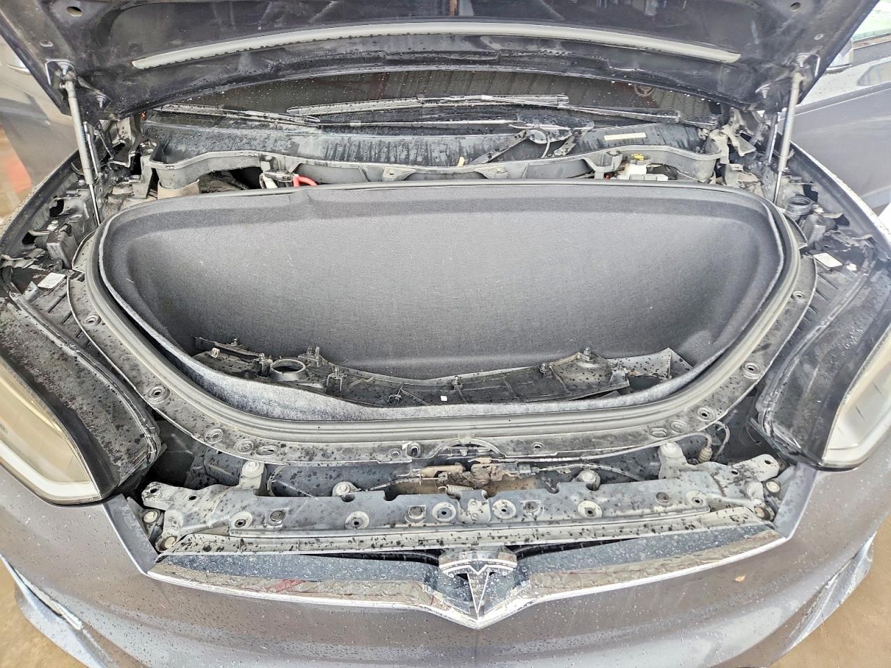 2018 TESLA MODEL X