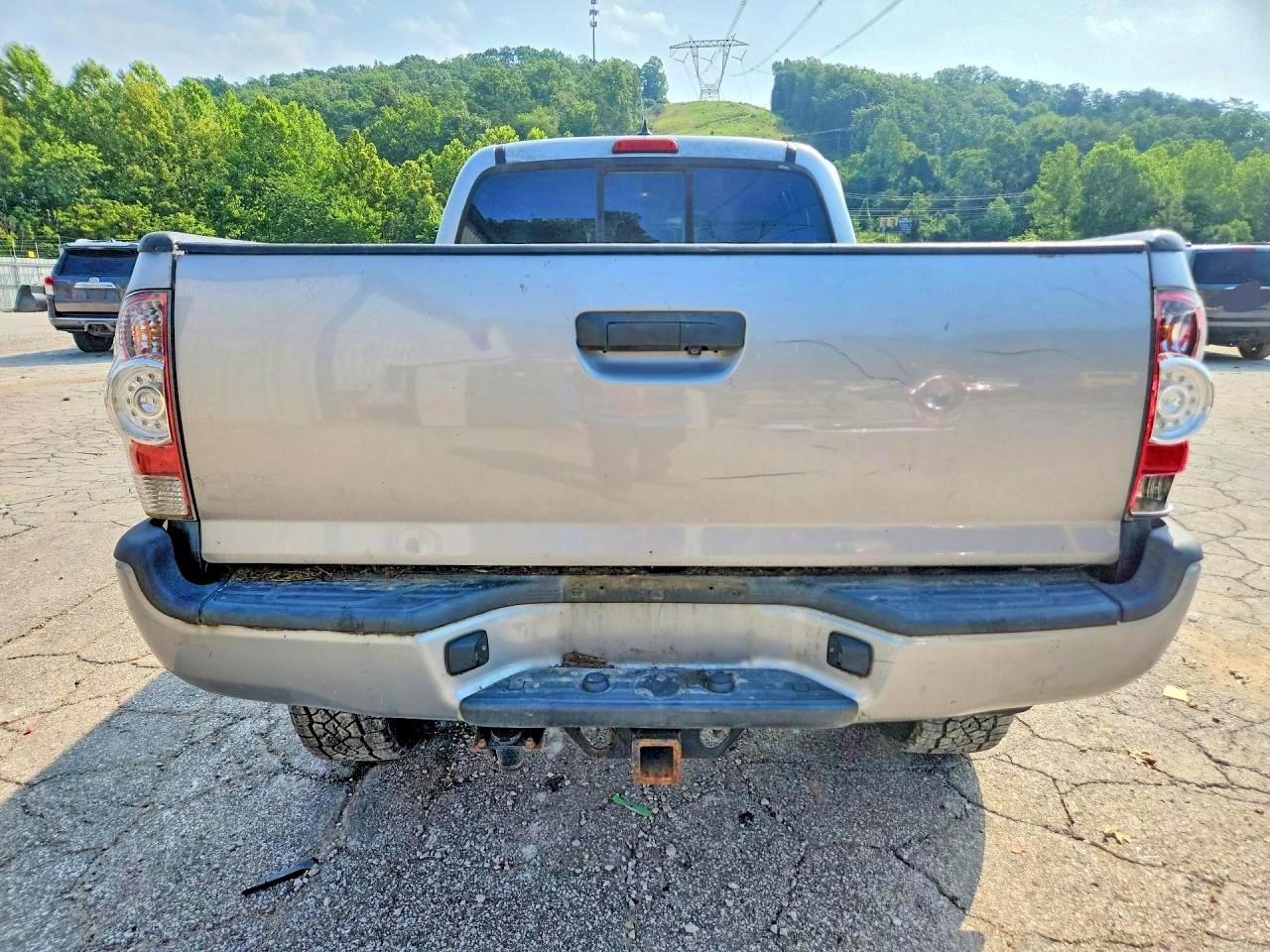 2015 TOYOTA TACOMA