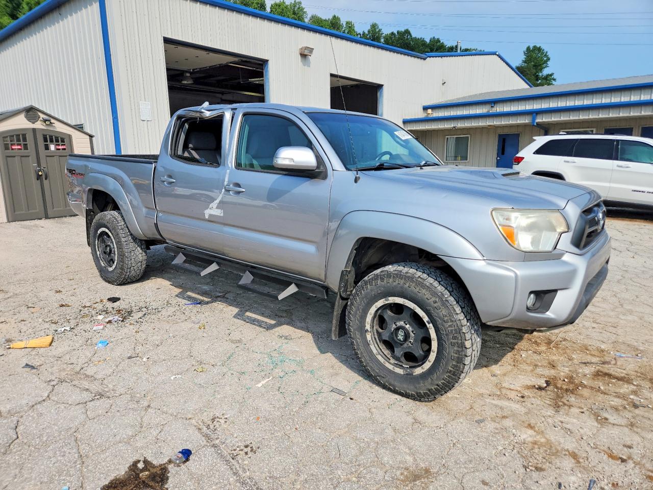 2015 TOYOTA TACOMA