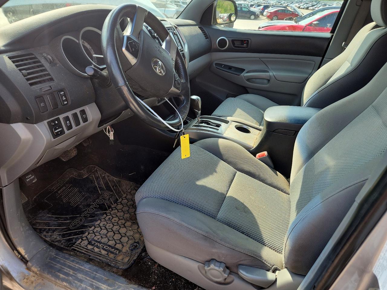 2015 TOYOTA TACOMA