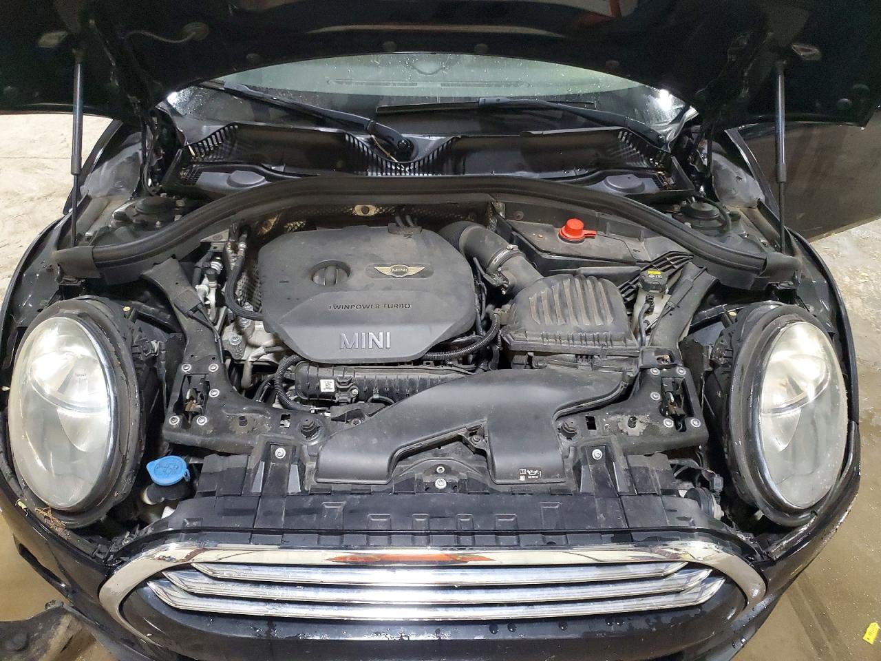2016 MINI COOPER