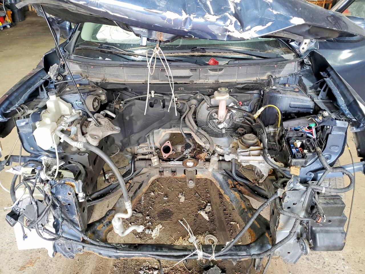 2016 NISSAN ROGUE