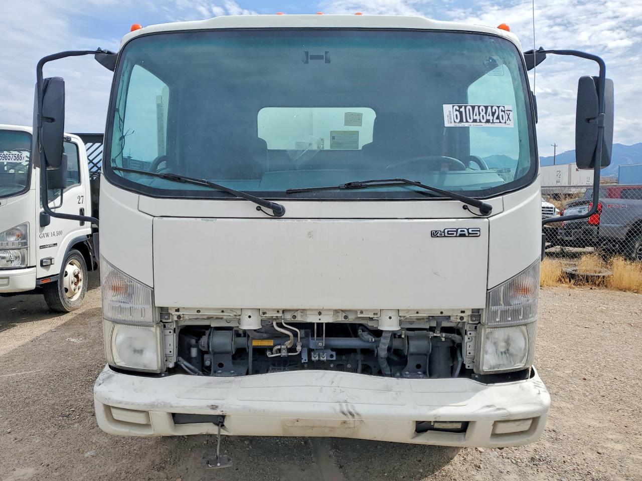 2014 ISUZU NPR