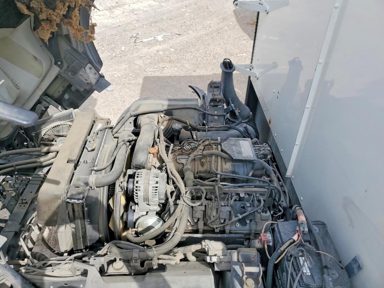 2014 ISUZU NPR