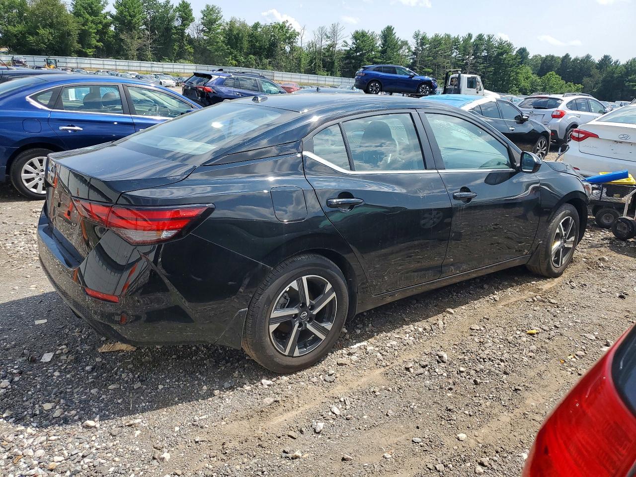 2025 NISSAN SENTRA