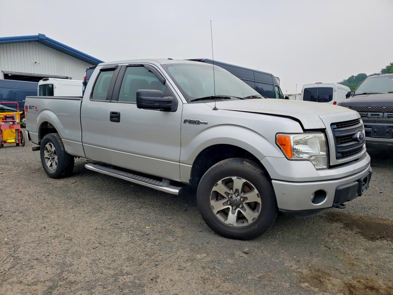 2013 FORD F150