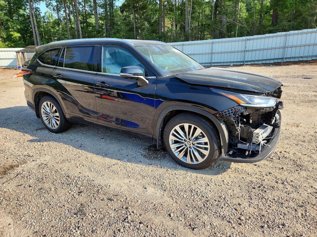 2026 TOYOTA HIGHLANDER