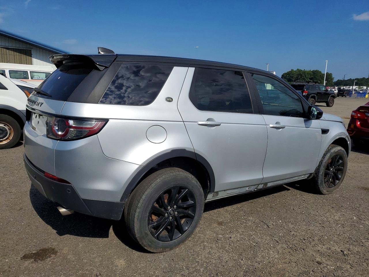 2017 LAND ROVER DISCOVERY