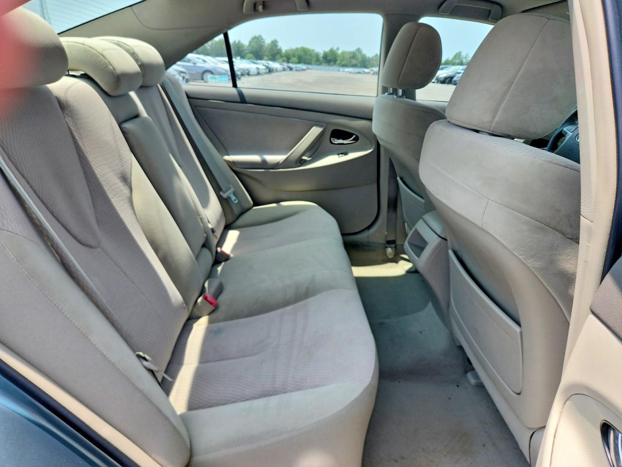 2010 TOYOTA CAMRY