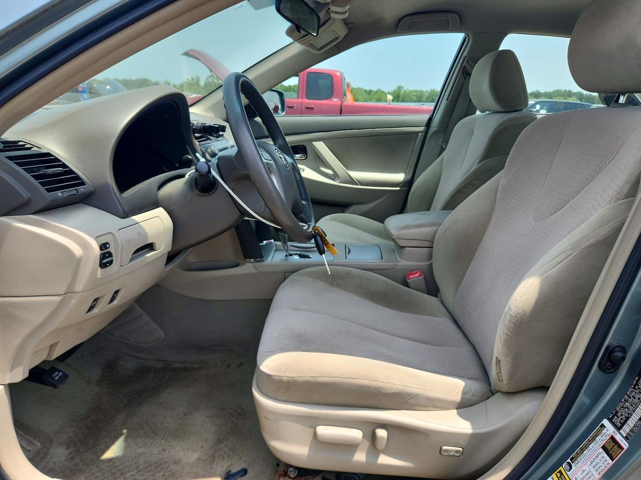 2010 TOYOTA CAMRY