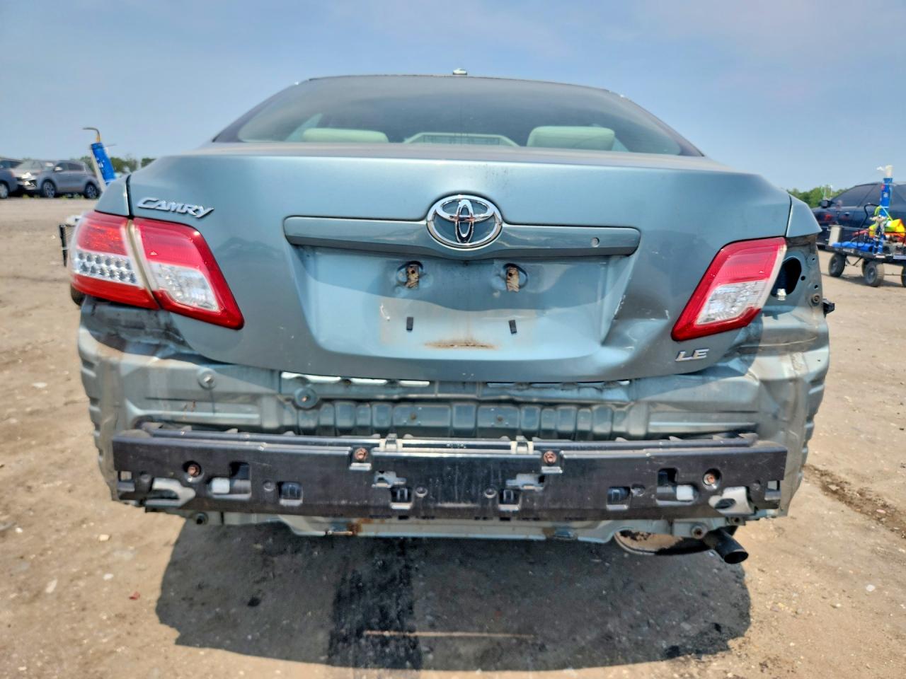 2010 TOYOTA CAMRY